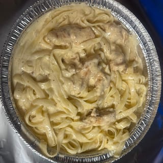 Fettuccine Alfredo with Chicken